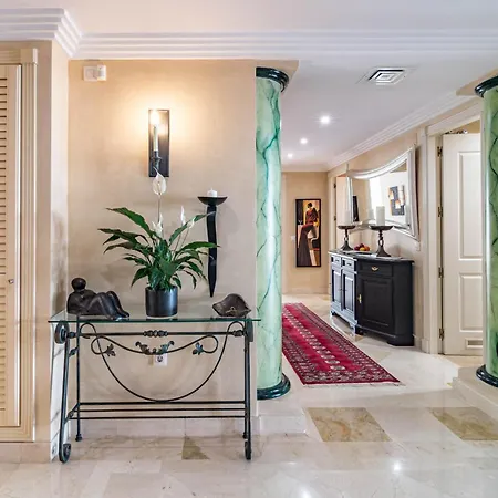 Albatross Hill 6-1b 公寓