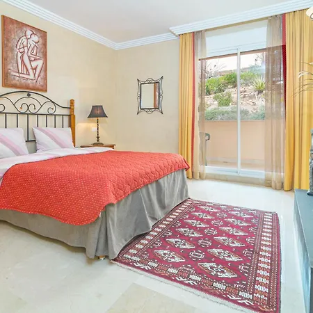 Albatross Hill 6-1b Apartment