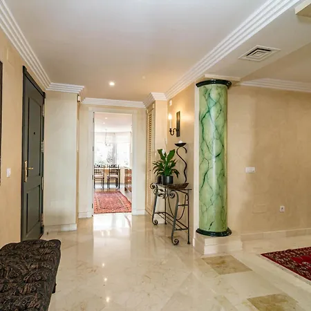 Apartment Albatross Hill 6-1b Marbella